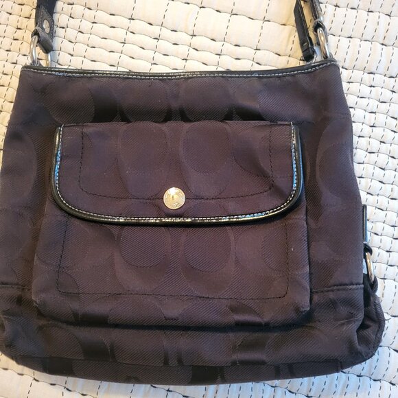 Coach Black Shoulder Bag EUC - Picture 1 of 6